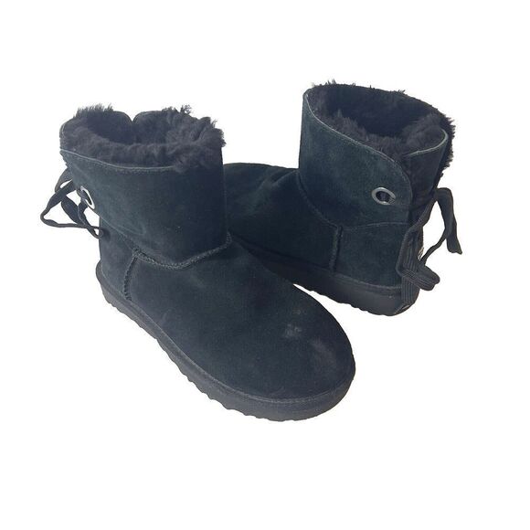 UGG Short Black Suede Winter Boots Womens 6 Pull On Sherpa Lining Comfort Casual - Picture 1 of 12